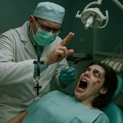 Immagine che contiene Attrezzature mediche, medico, assistenza sanitaria, scena

Il contenuto generato dall'IA potrebbe non essere corretto.